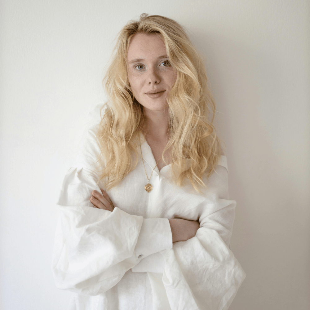 Amika Purple Shampoo For Brighter Cooler Blondes amika-purple-shampoo-for-brighter-cooler-blondes